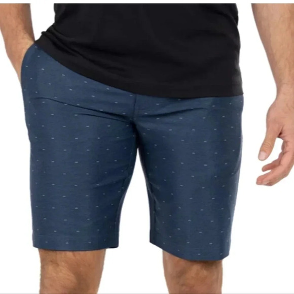 Travis Mathew Upwardly Mobile Men's Hybrid Shorts, Geometric Print, Sz 40, EUC! - Picture 1 of 11